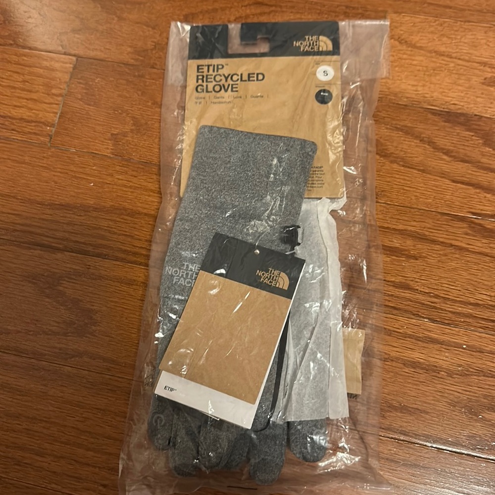 North Face gloves